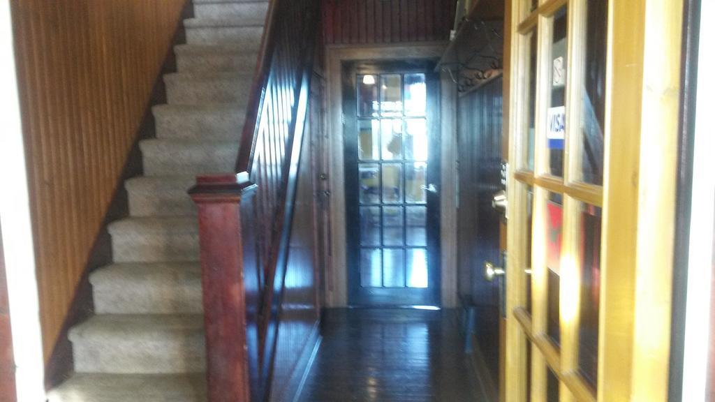 Nisku Guest House Exterior photo